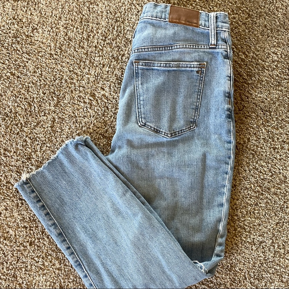 High Rise Slim Crop Boyjean